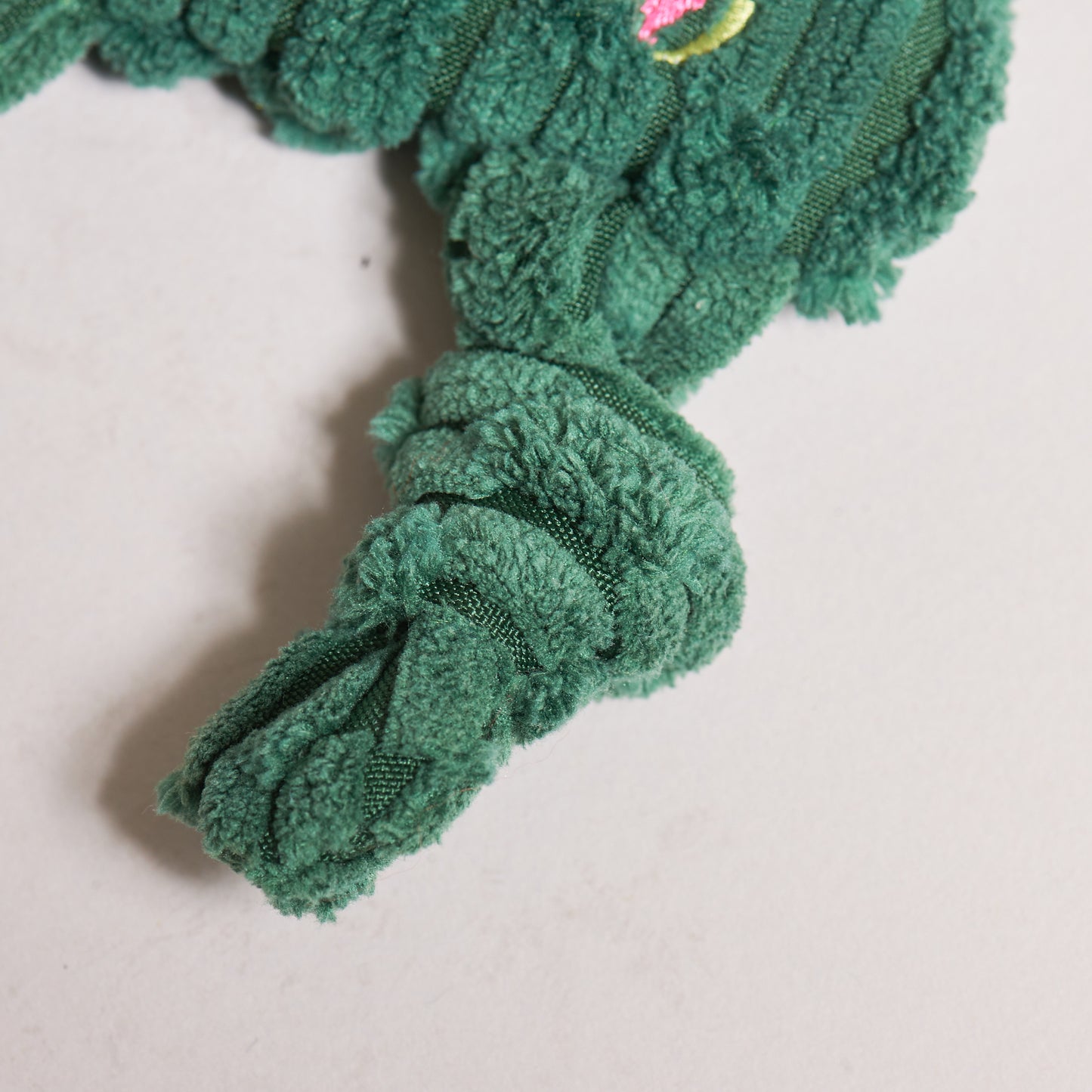 NEW - HuggleFlatties Pasture Pals Plush Dog Toy - 3 Options
