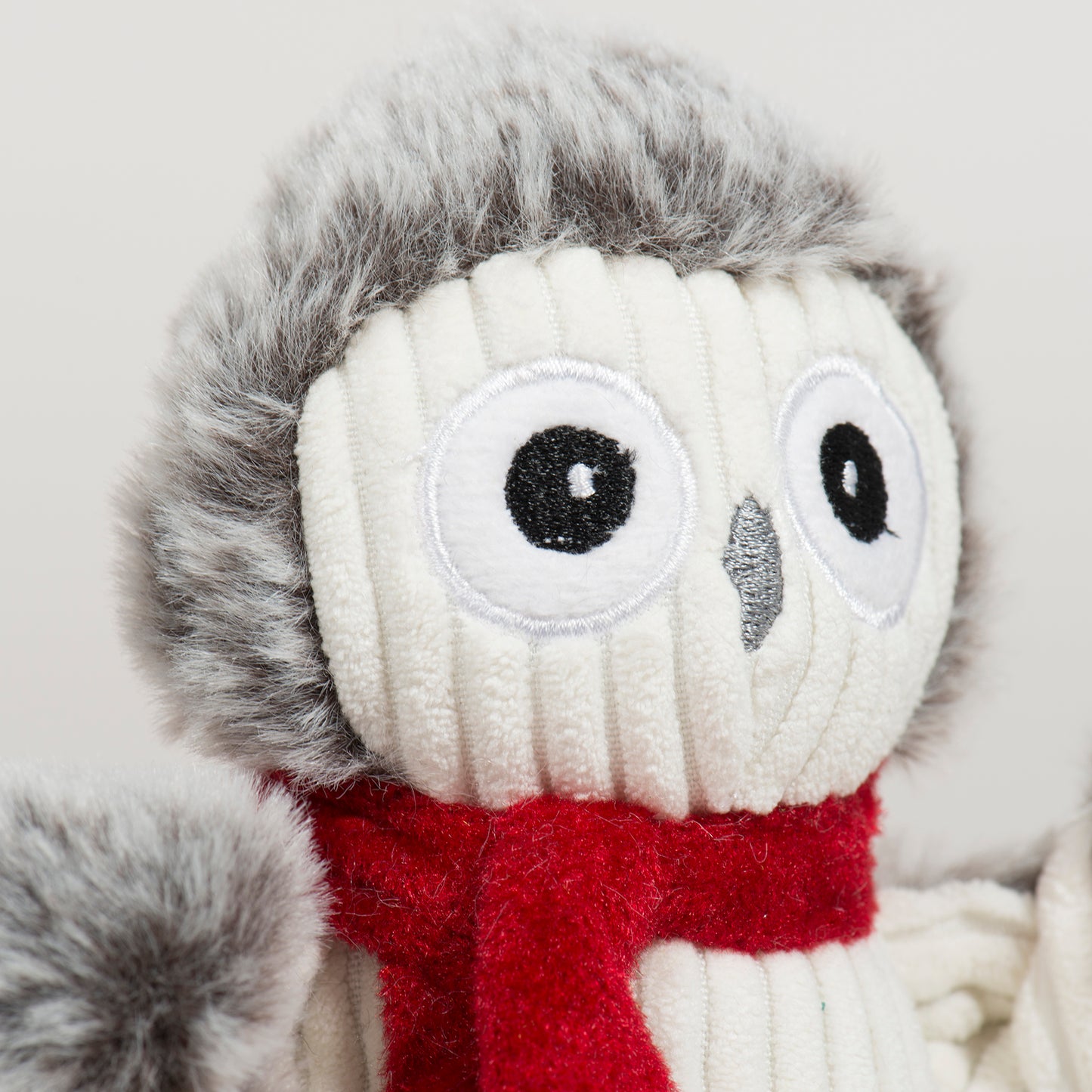 Christmas - Classic Collection Ollie Owl Knottie - 2 Sizes